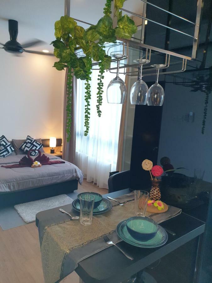 Mlh Deluxe Studio Suites @ Landmark Residence Cheras Kültér fotó